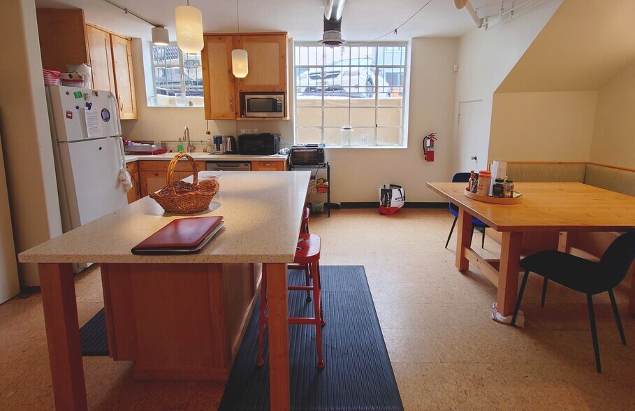 1325 E 16th Ave, Denver, CO à louer - Photo intérieure - Image 3 de 12