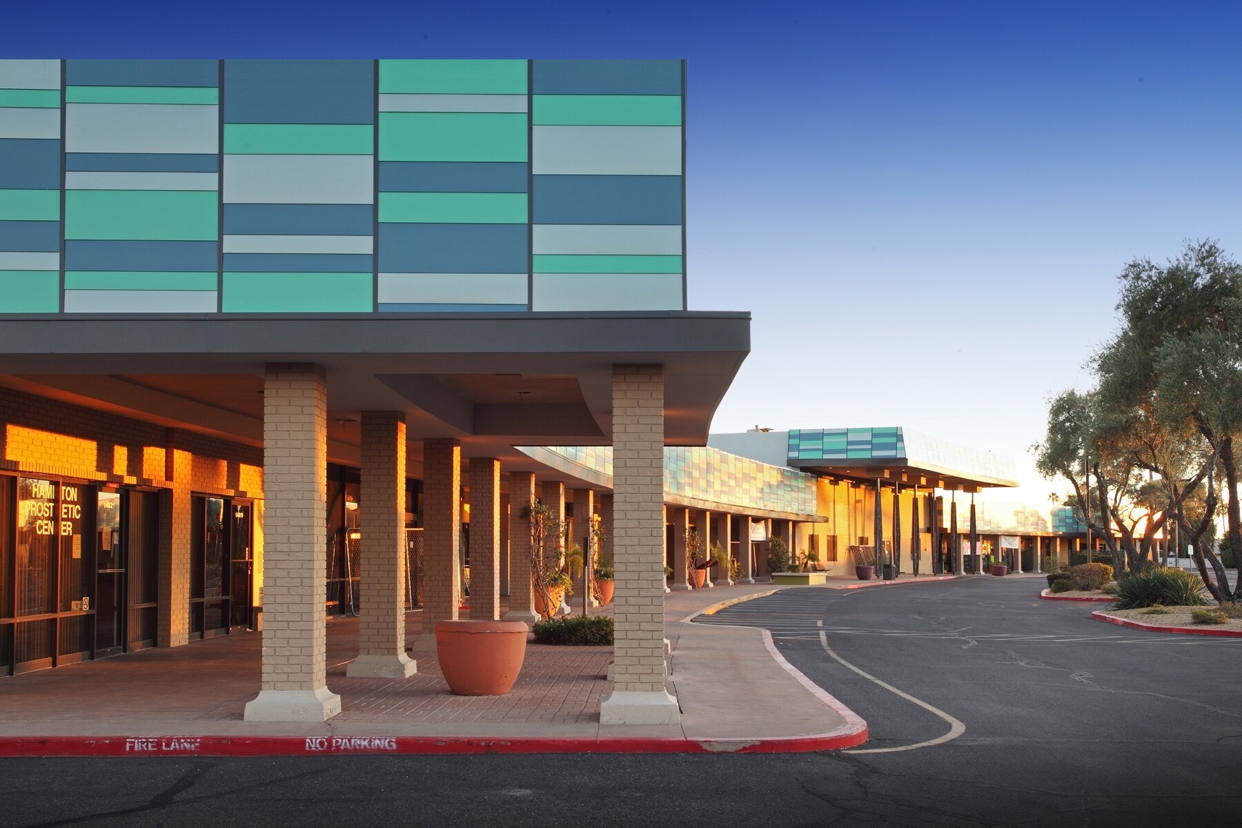 14800-14821 N Del Webb Blvd, Sun City, AZ à louer Photo principale- Image 1 de 7