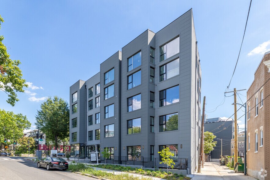 4328 Georgia Ave NW, Washington, DC à louer - Photo du bâtiment - Image 2 de 6