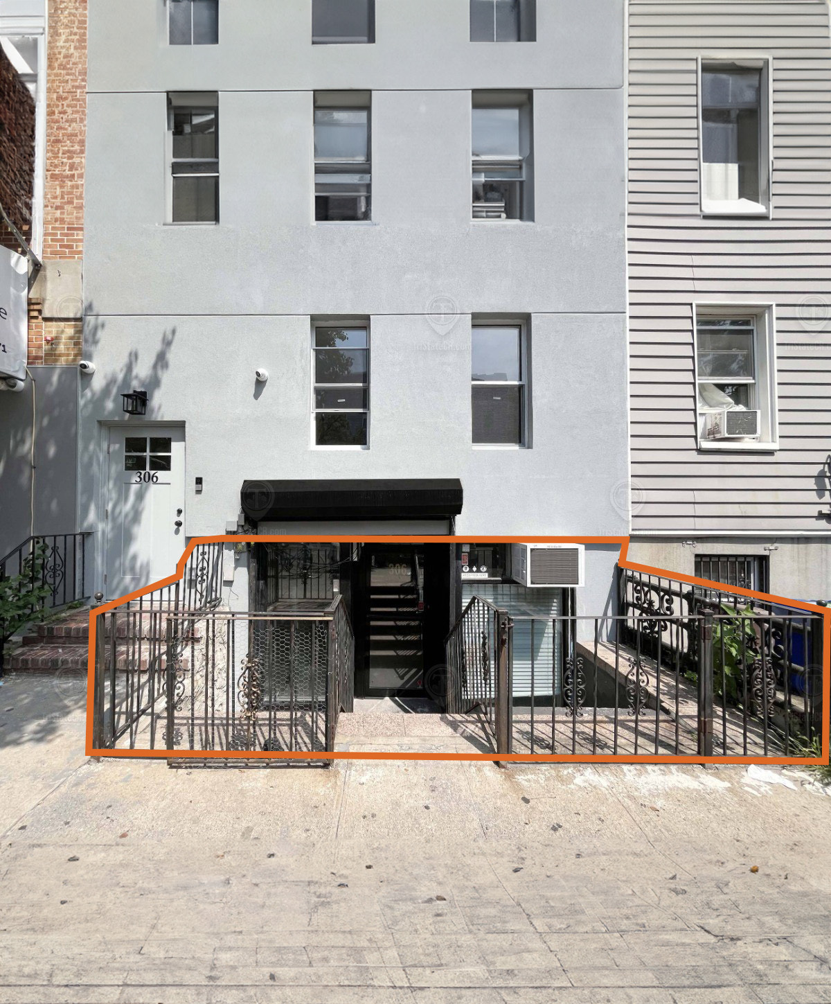 306 Graham Ave, Brooklyn, NY for sale Building Photo- Image 1 of 1