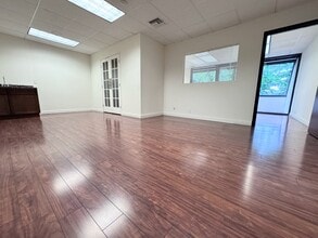 2483 Old Middlefield Way, Mountain View, CA for lease Interior Photo- Image 2 of 2