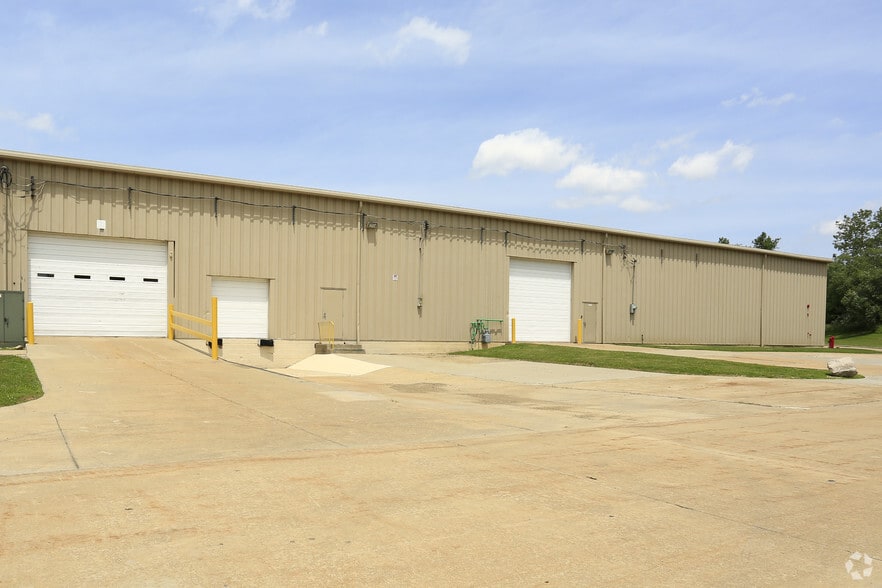4455-4505 Industrial Pky, Cleveland, OH for lease - Building Photo - Image 3 of 8