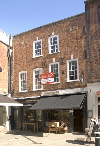 More details for 18 The Square, Winchester - Retail for Lease