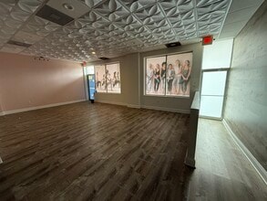 6830 Race Track Rd, Bowie, MD for lease Interior Photo- Image 1 of 2