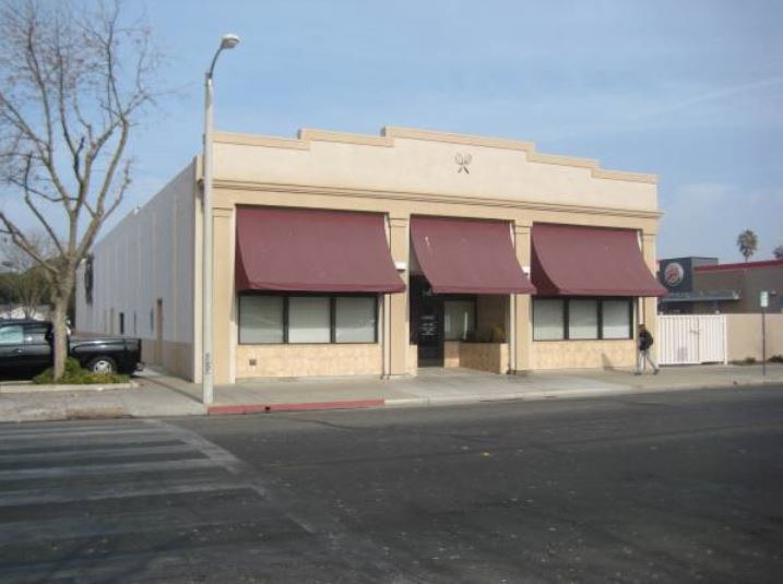 340 W 8th St, Hanford, CA à vendre Photo du bâtiment- Image 1 de 1