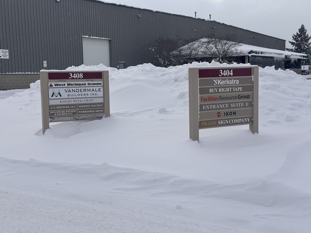 3408 Busch Dr SW, Grandville, MI 49418 - Unité FG -  - Photo intérieure - Image 1 of 56