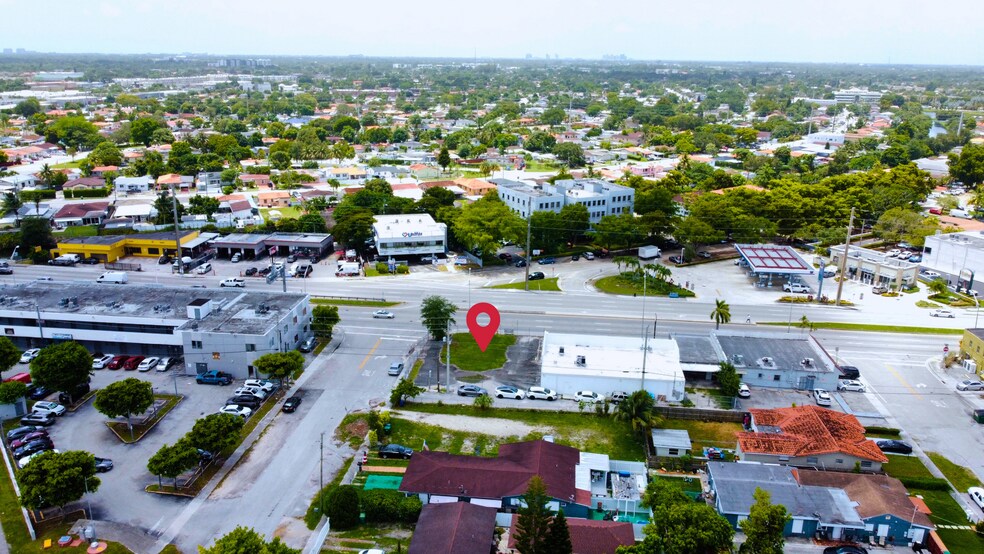 7335 W FLAGLER St, Miami, FL à vendre - Photo du bâtiment - Image 1 de 1