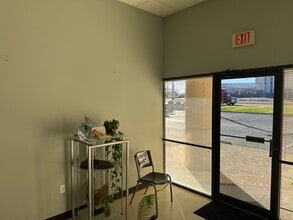 459-599 Spencer Ln, San Antonio, TX for lease Interior Photo- Image 2 of 10