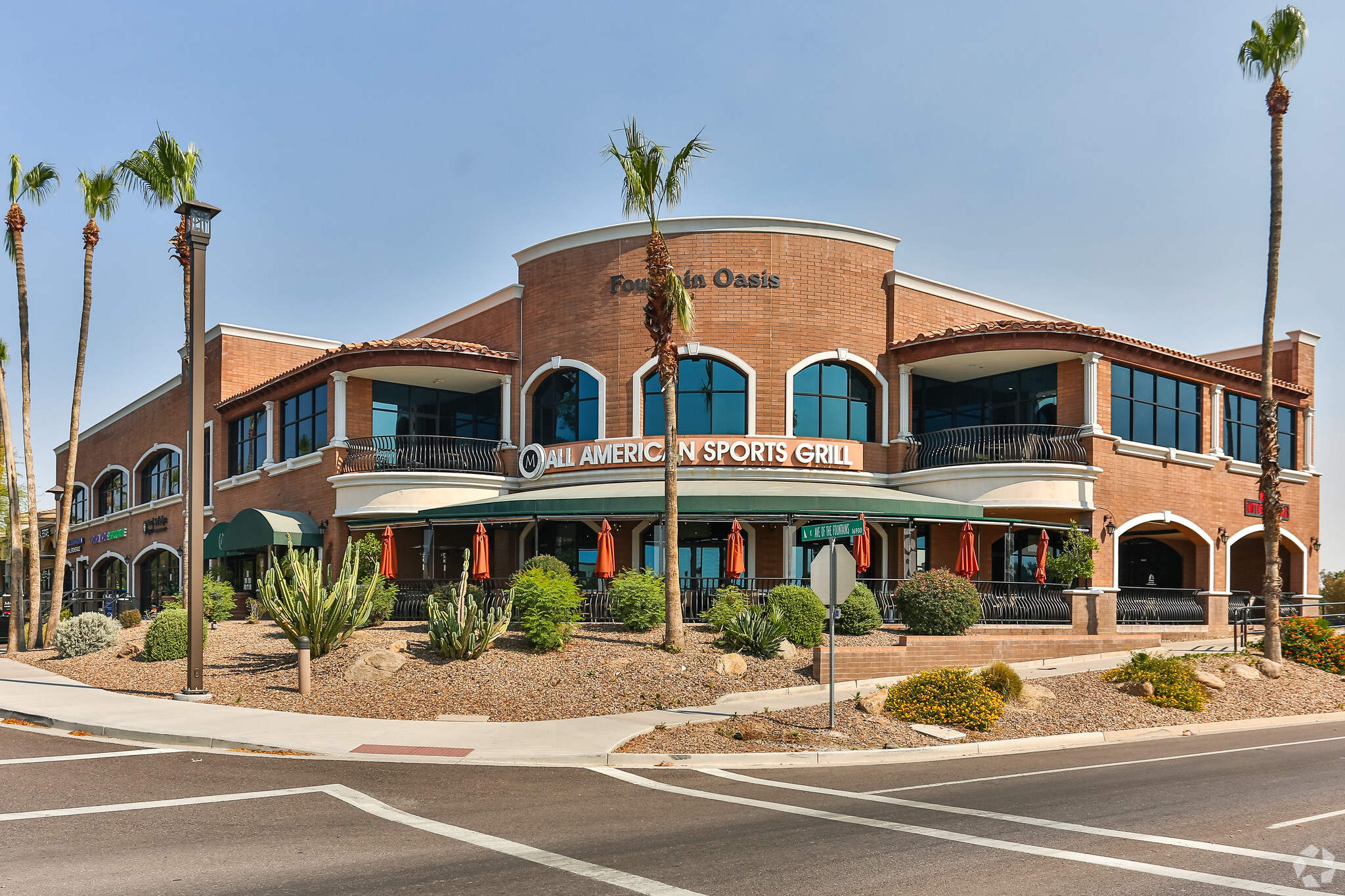 16872 E Avenue of the Fountains, Fountain Hills, AZ à louer Photo principale- Image 1 de 7